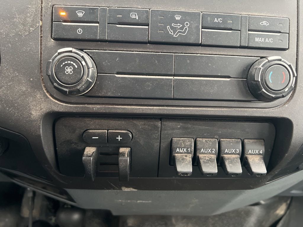 Used 2016 Ford F250 XL w/ Power Equipment Group image 18