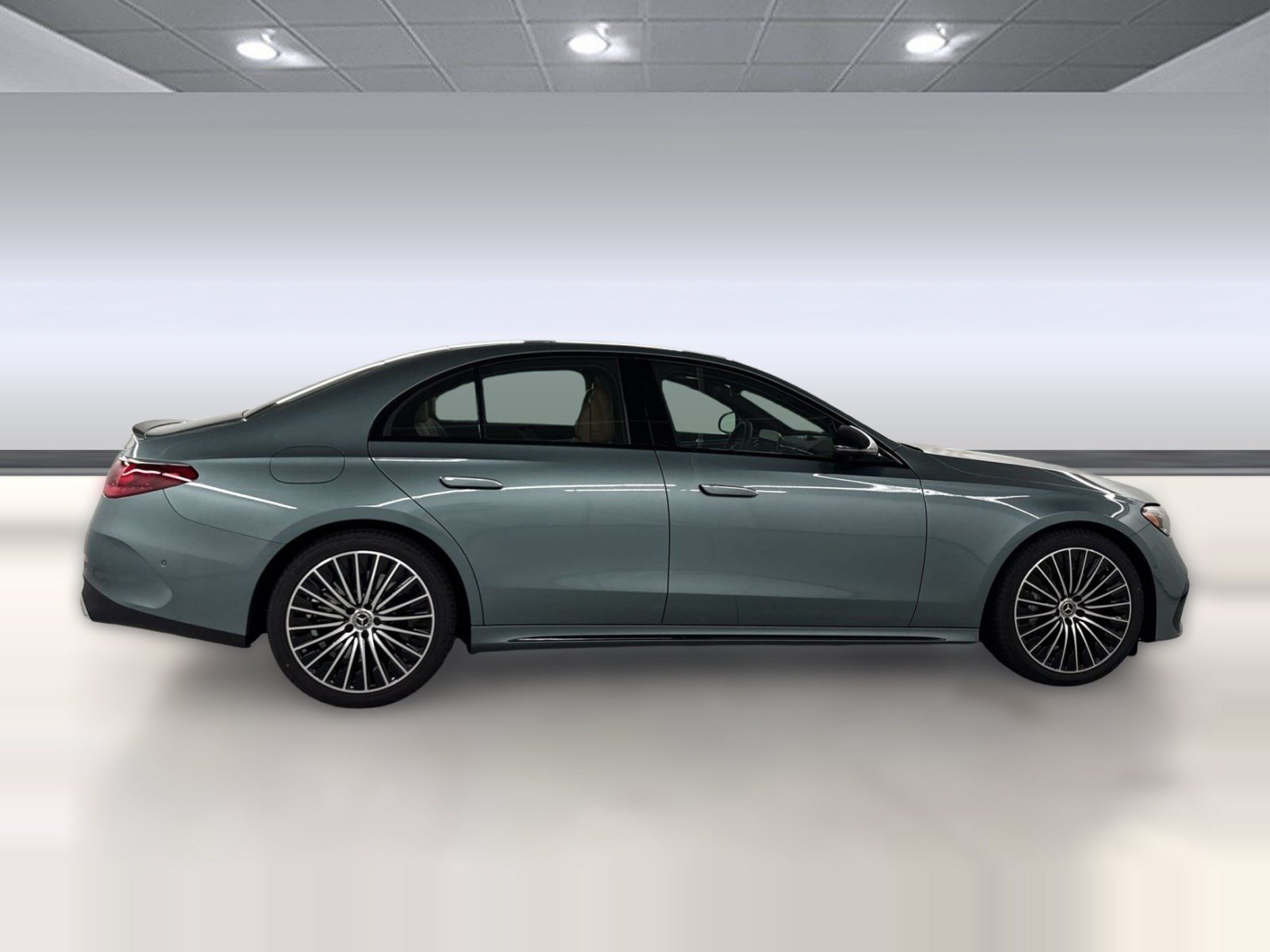 New 2026 Mercedes-Benz E 450 4MATIC Sedan image 8