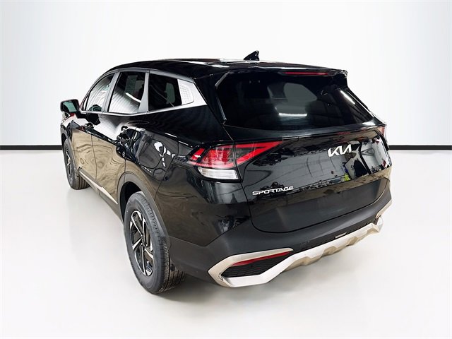 Used 2023 Kia Sportage LX image 5