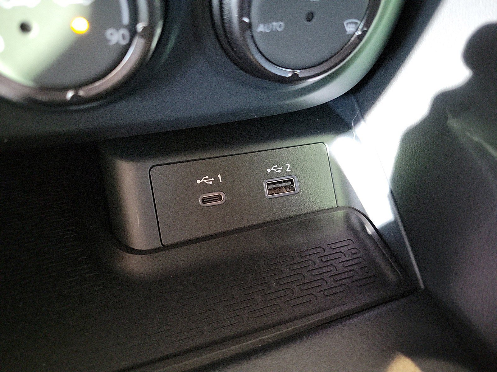 Used 2024 Nissan Z Performance w/ Floor Mat Package image 22