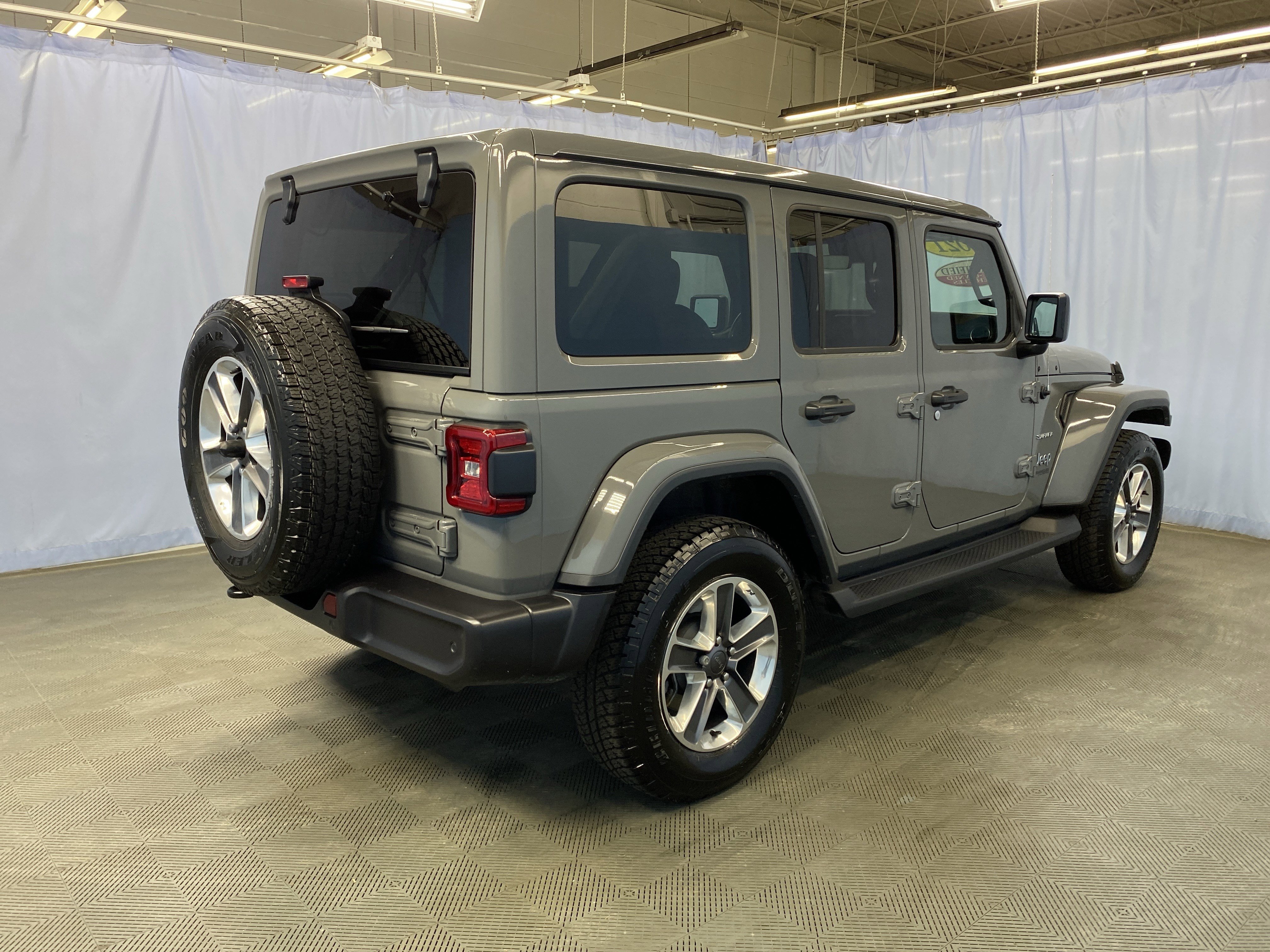 Used 2021 Jeep Wrangler Unlimited Sahara image 6