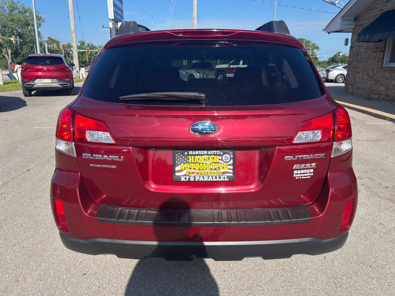 Used 2011 Subaru Outback 2.5i Premium AWD/4WD image 6