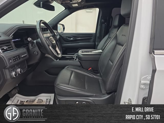Used 2024 GMC Yukon XL Denali AWD/4WD image 10