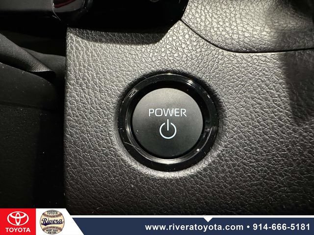 Used 2025 Toyota Camry LE w/ Convenience Package FWD image 28