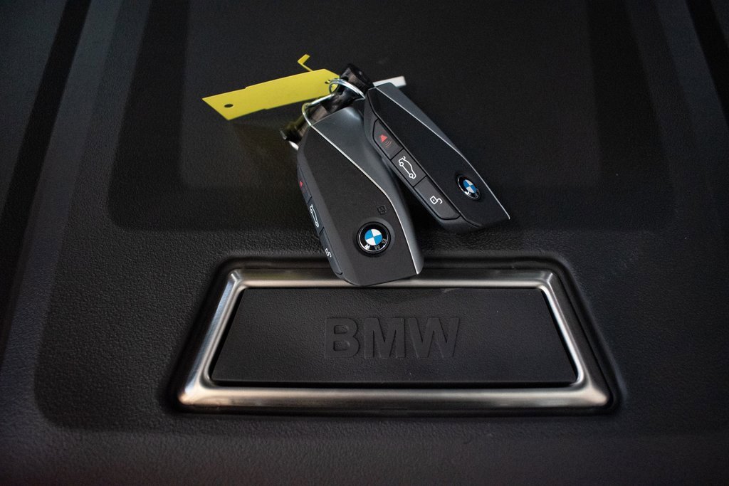 New 2026 BMW X5 xDrive50e w/ M Sport Package image 28