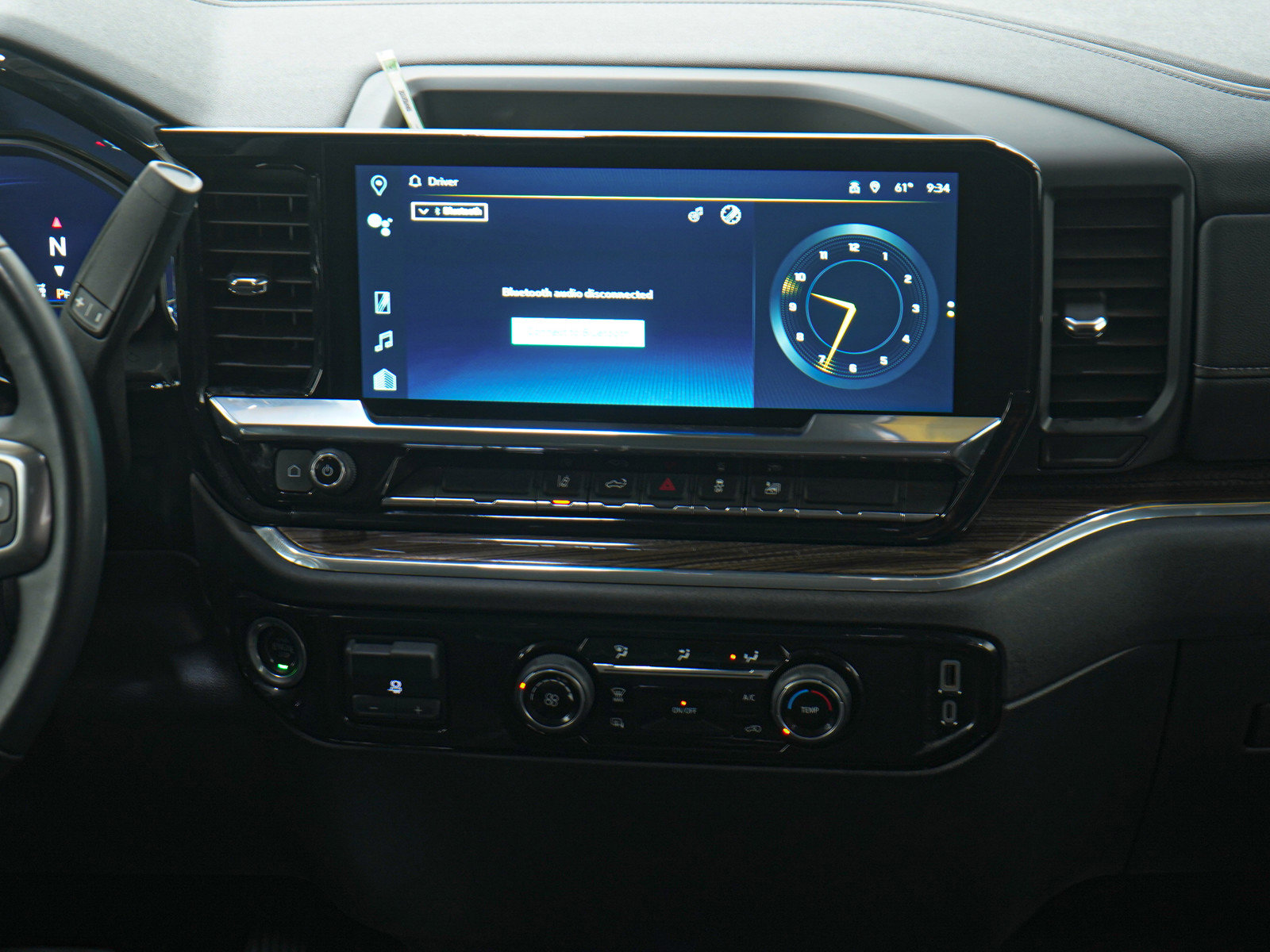 Used 2024 Chevrolet Silverado 2500 LT image 17