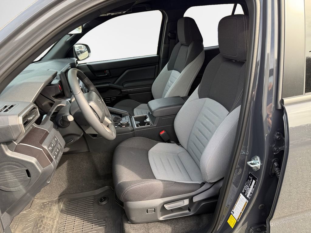 Used 2025 Toyota 4Runner TRD Off-Road image 12