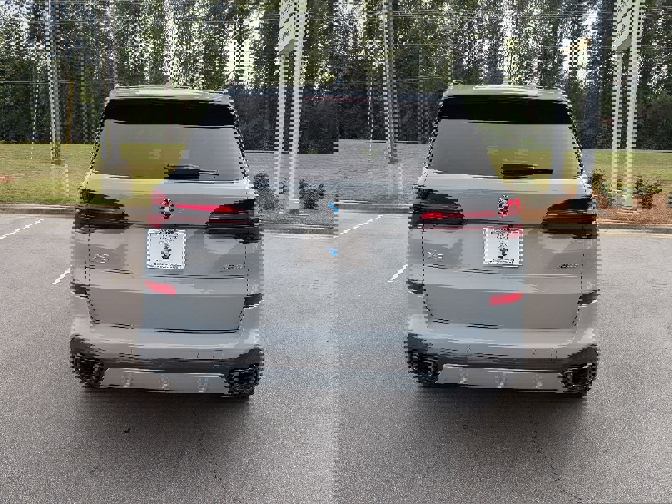 New 2026 BMW X5 xDrive40i w/ M Sport Package image 4