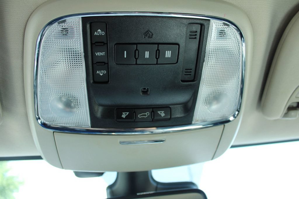 Used 2017 Dodge Durango Citadel RWD image 25