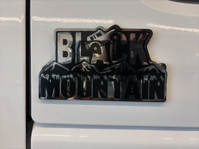 Used 2014 Jeep Wrangler Unlimited Sahara image 7