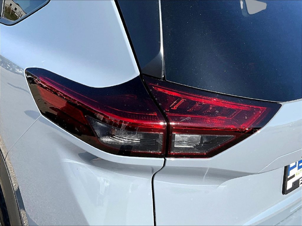 New 2026 Nissan Rogue SV w/ Rock Creek Premium Package AWD/4WD image 30
