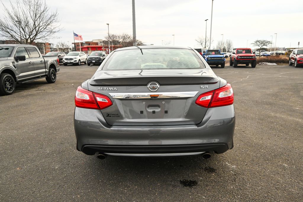 Used 2016 Nissan Altima 2.5 SR image 6