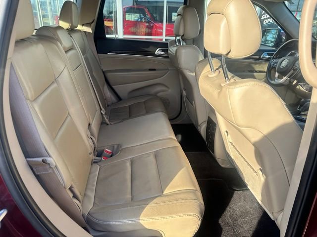 Used 2018 Jeep Grand Cherokee Limited image 19