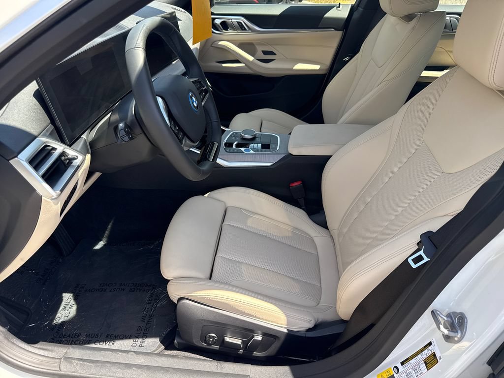 Used 2026 BMW i4 eDrive40 w/ Parking Assistance Package RWD image 22