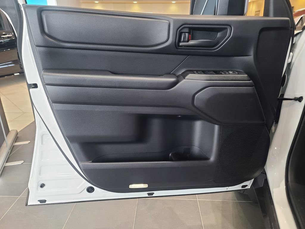 Used 2025 Toyota Land Cruiser image 21