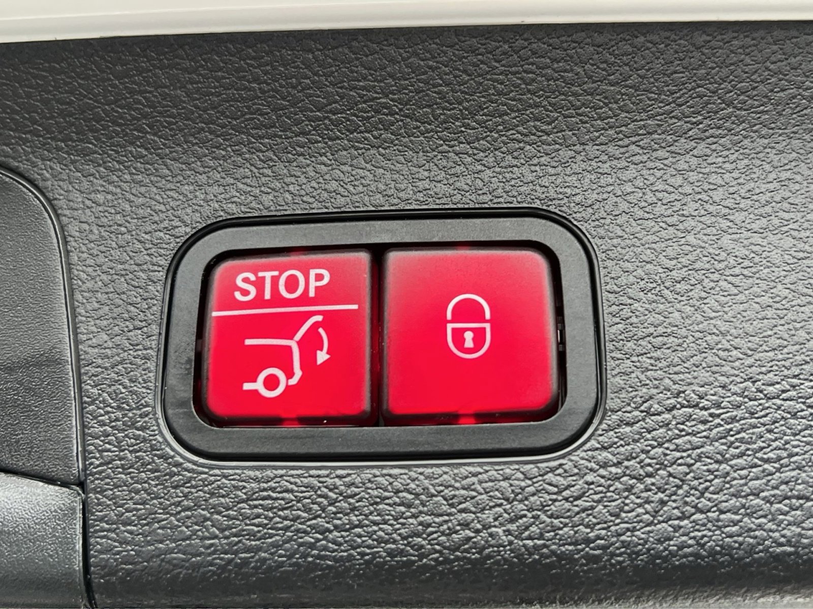 Certified 2022 Mercedes-Benz GLS 450 4MATIC image 26