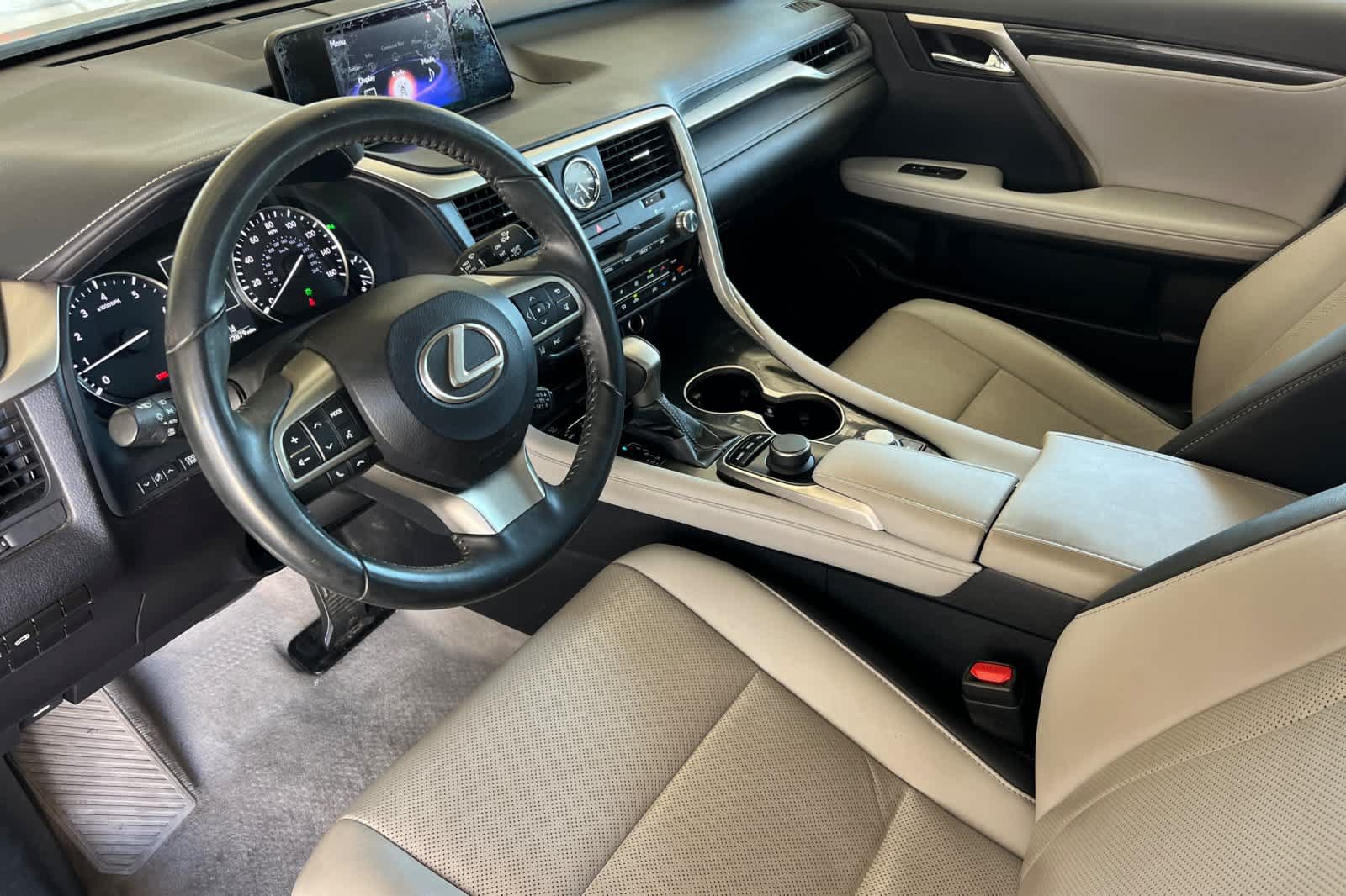 Used 2018 Lexus RX 350 FWD w/ Accessory Package image 9