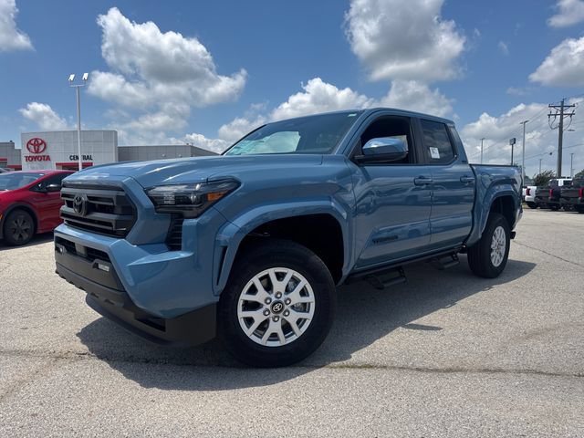 New 2026 Toyota Tacoma SR5