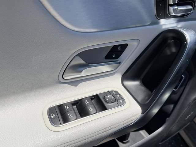 Used 2021 Mercedes-Benz CLA 35 AMG 4MATIC image 17