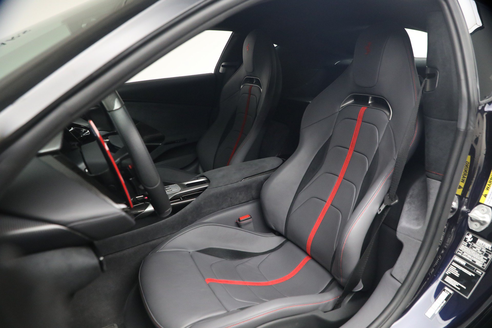 Used 2025 Ferrari 12Cilindri RWD image 15