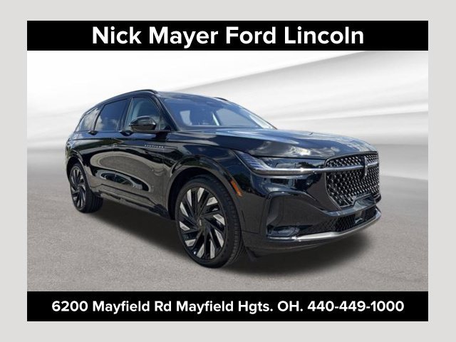 New 2026 Lincoln Nautilus Reserve w/ Jet Appearance Package AWD/4WD image 1