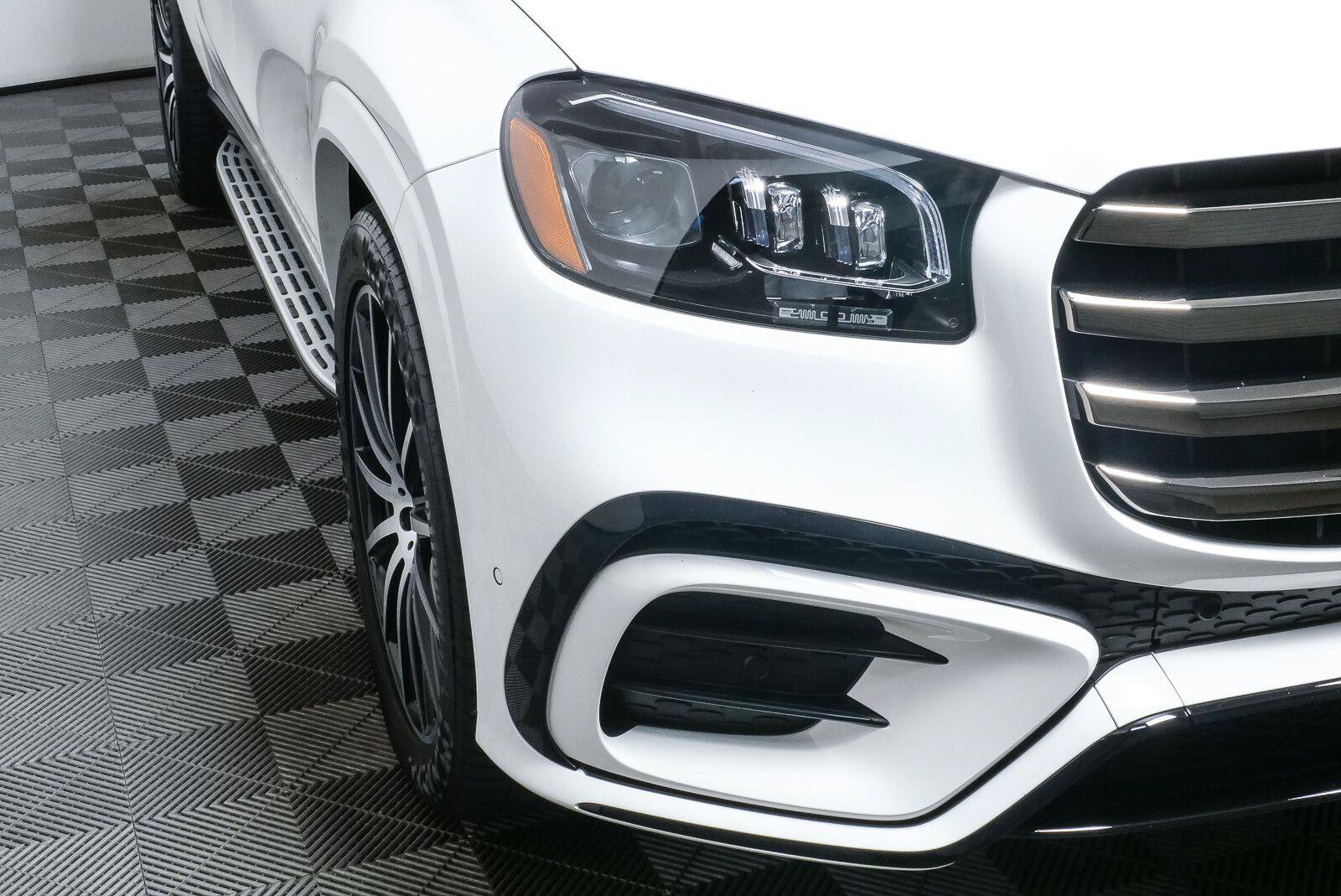 Used 2024 Mercedes-Benz GLS 580 4MATIC image 42