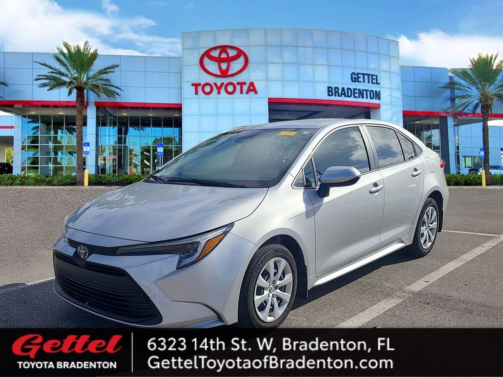 Used 2023 Toyota Corolla LE