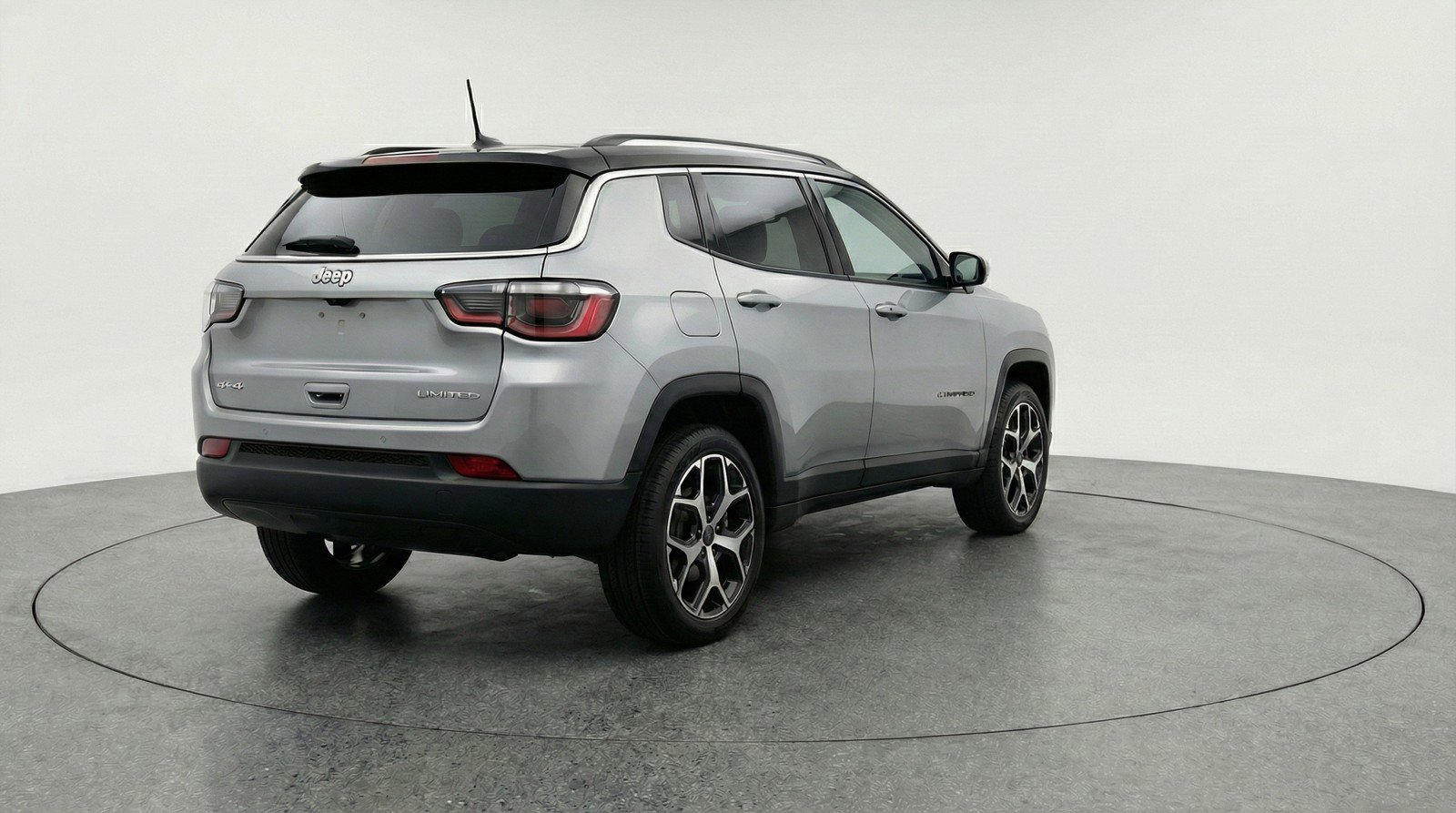 Used 2025 Jeep Compass Limited AWD/4WD image 9
