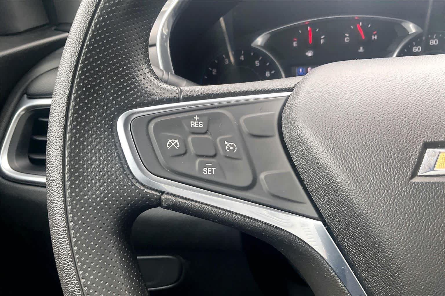 Used 2019 Chevrolet Equinox LT FWD image 24