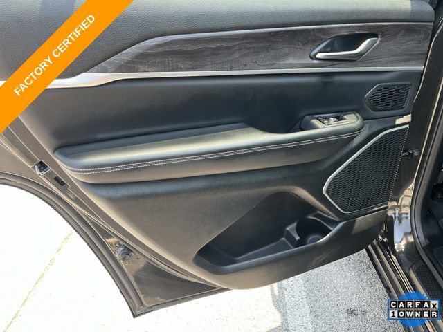 Used 2022 Jeep Grand Cherokee L Limited w/ Trailer Tow Group (B) AWD/4WD image 18