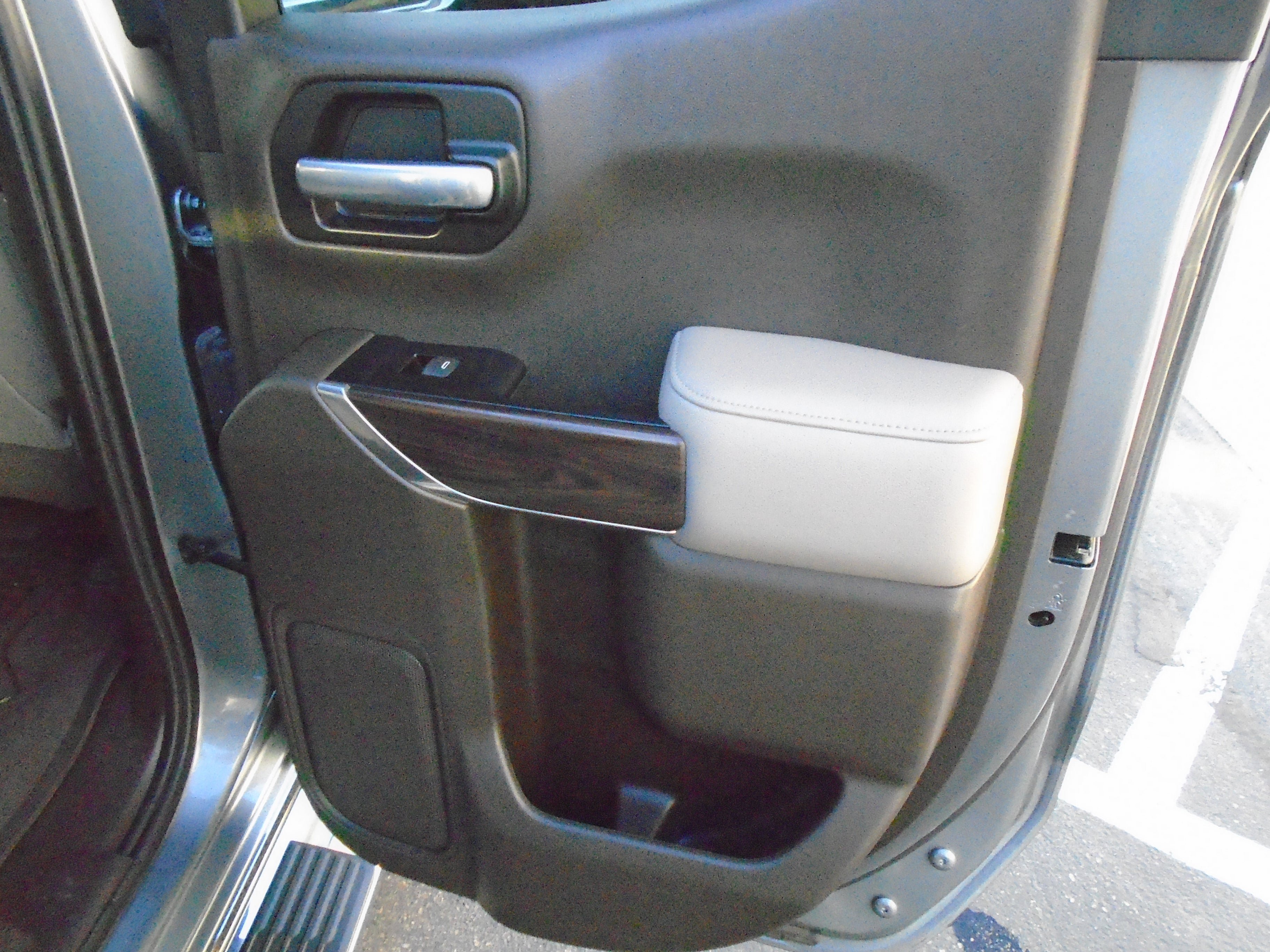 Used 2019 GMC Sierra 1500 SLT w/ SLT Premium Package image 30
