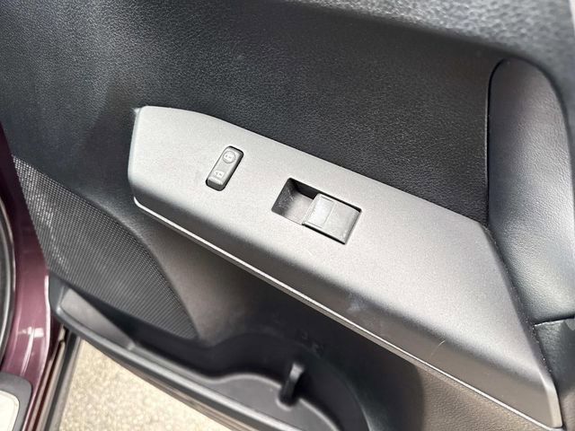Used 2017 Toyota RAV4 XLE image 18