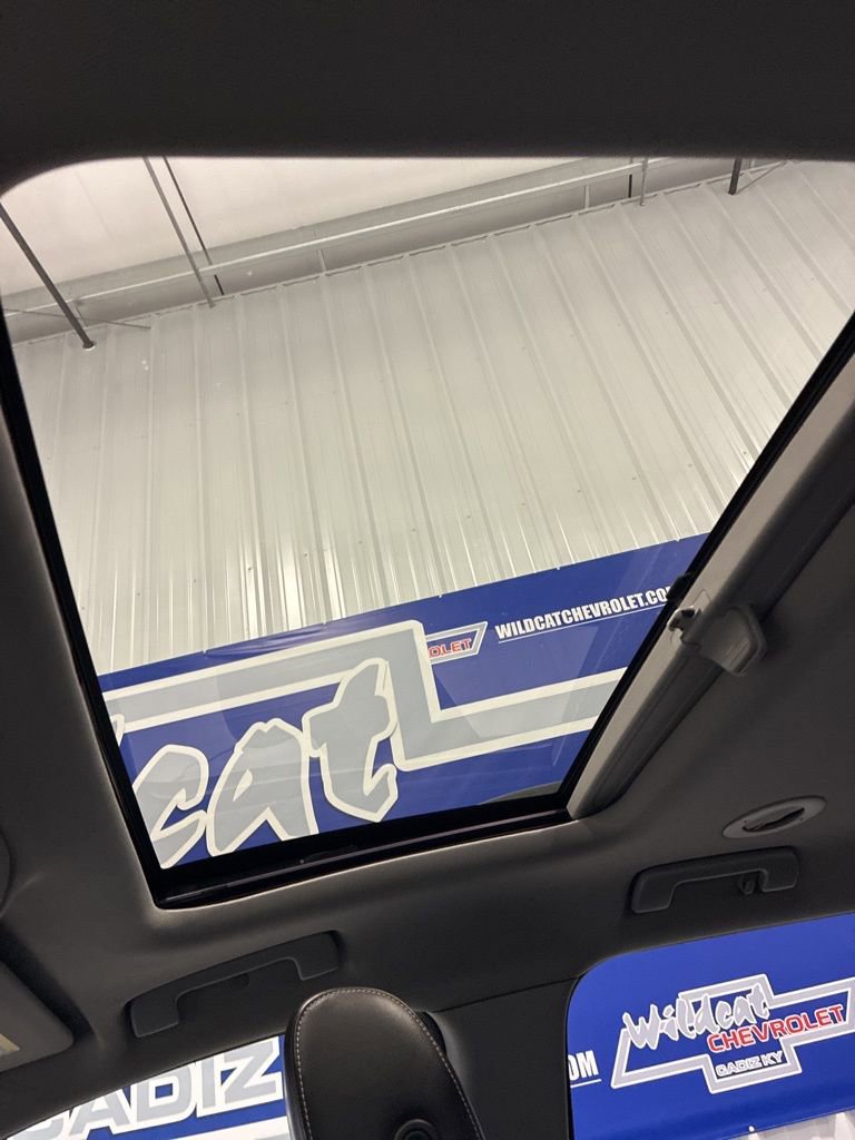 Used 2017 GMC Acadia SLT image 32