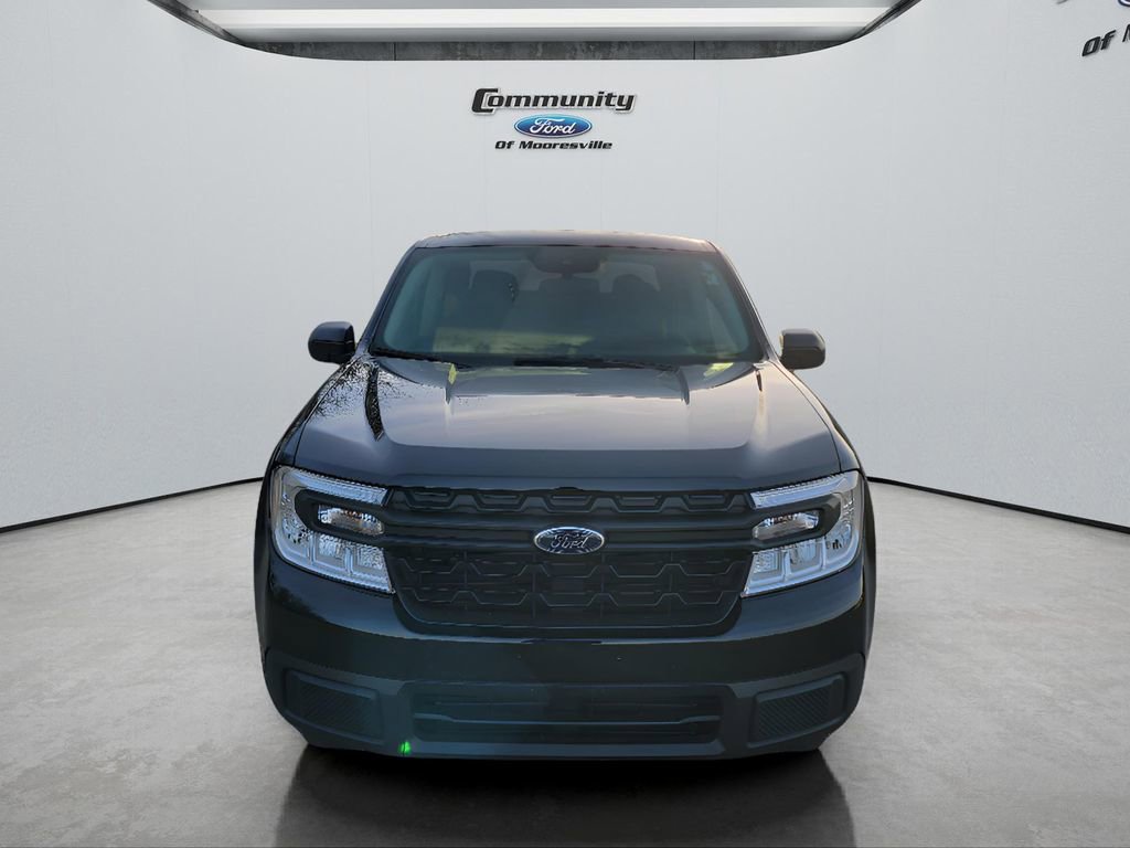 Used 2022 Ford Maverick XL image 2