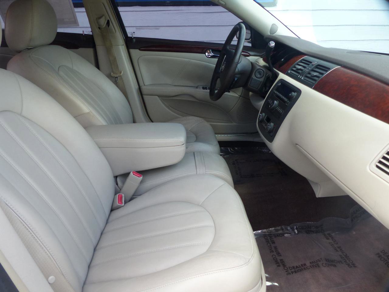 Used 2009 Buick Lucerne CXL FWD image 12