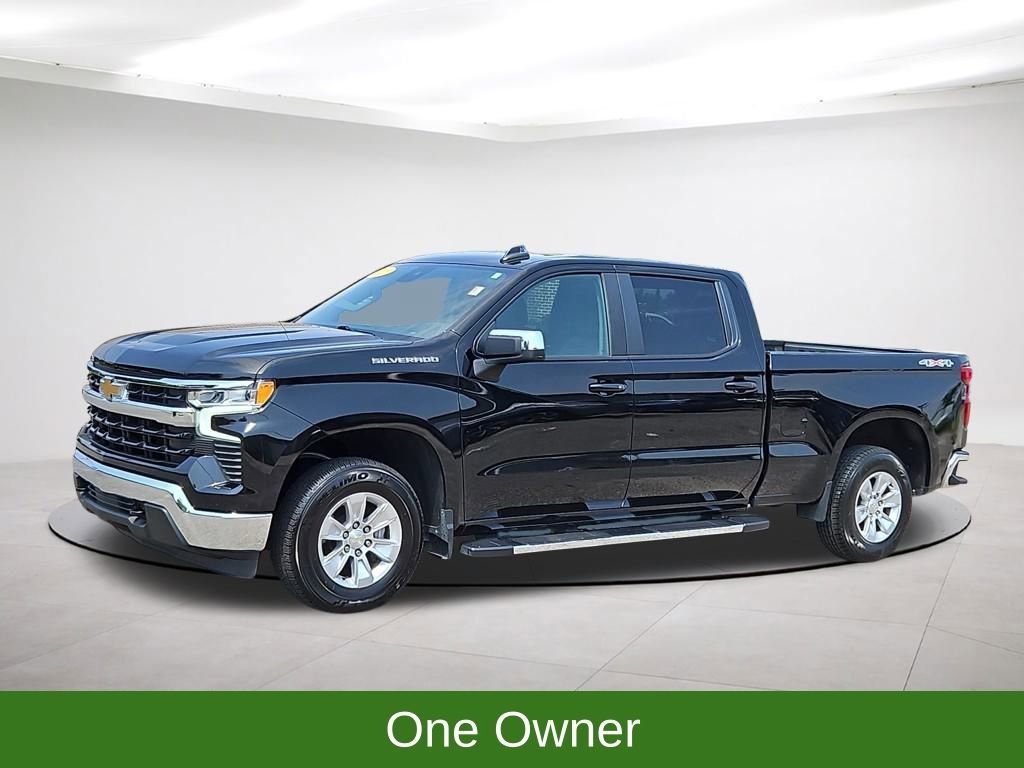 Used 2023 Chevrolet Silverado 1500 LT w/ Protection Package image 3