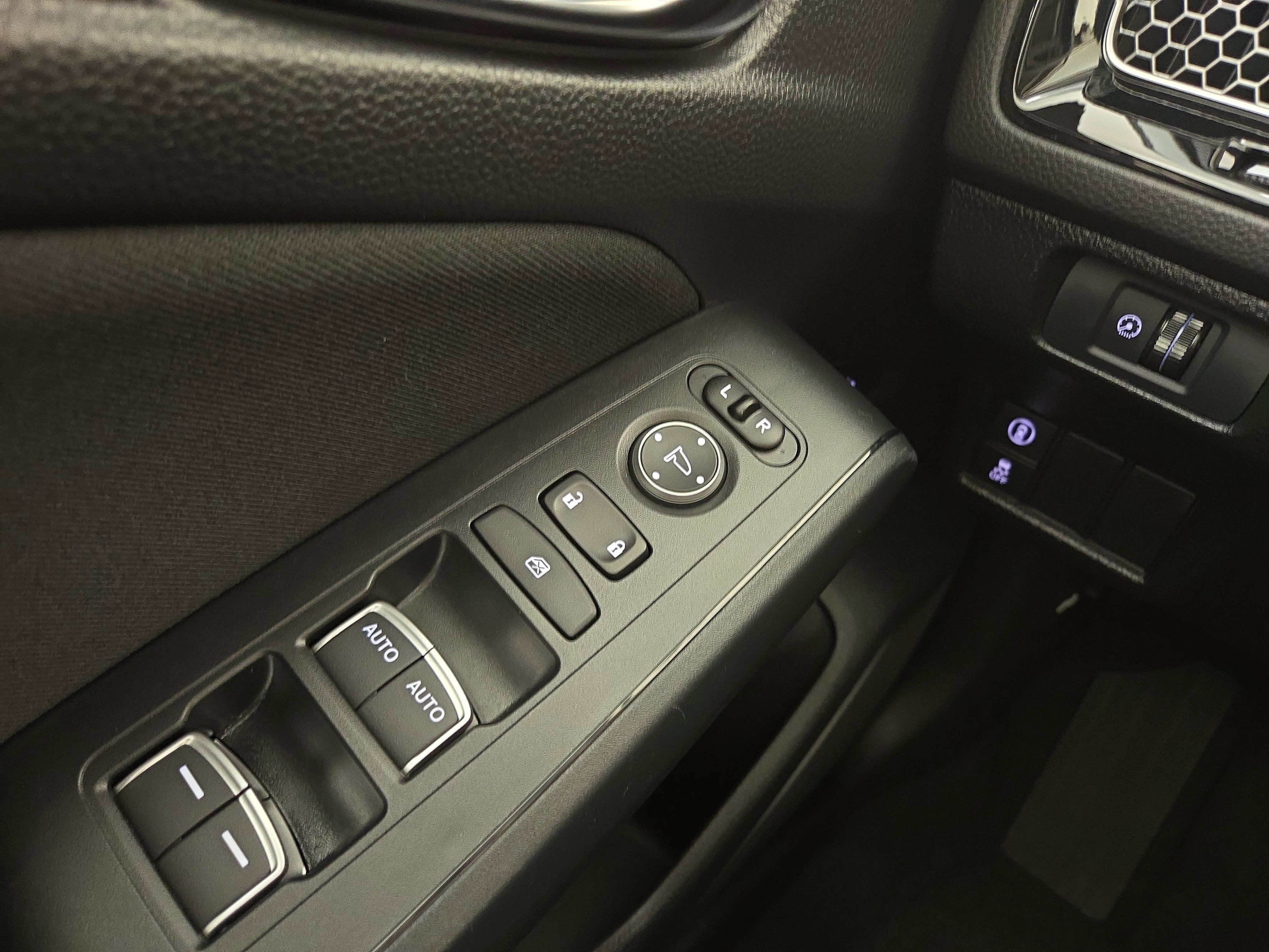 Used 2022 Honda Civic EX image 29