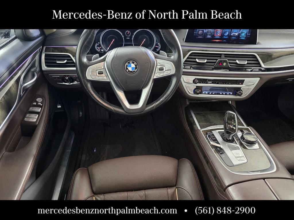 Used 2017 BMW 740i xDrive image 13