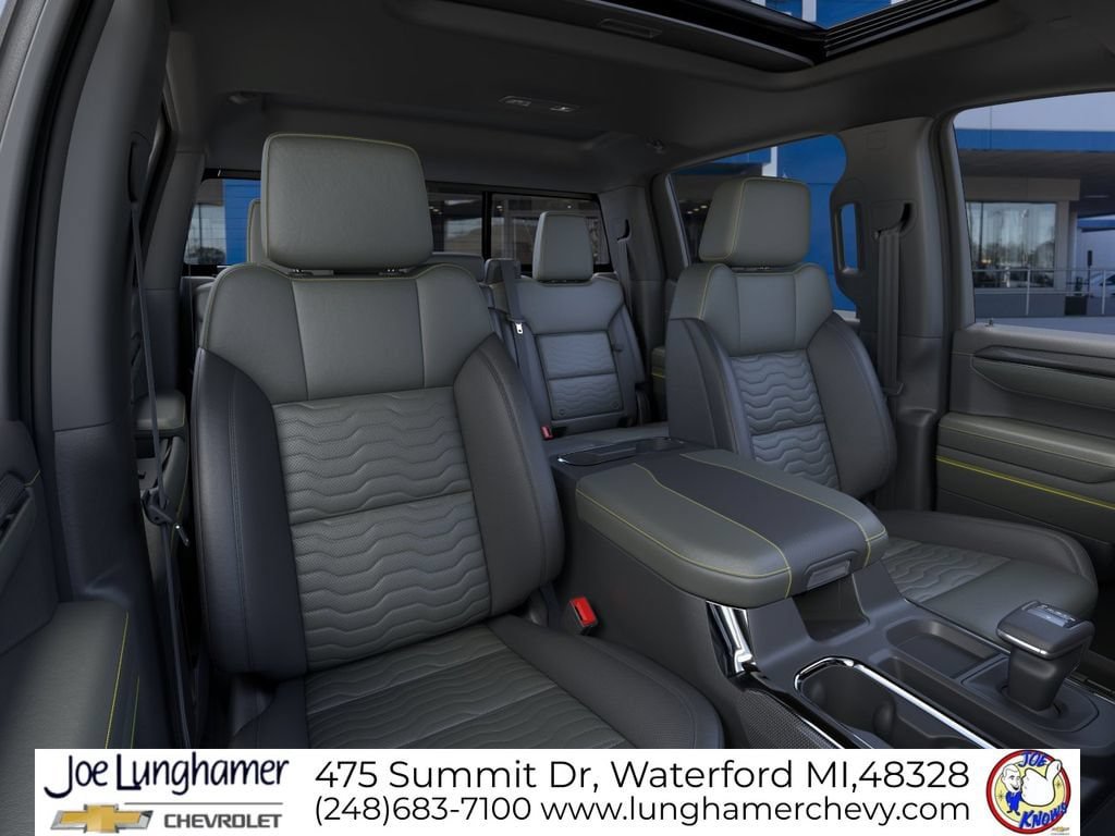 New 2026 Chevrolet Silverado 1500 ZR2 w/ Dark Appearance Package AWD/4WD image 18