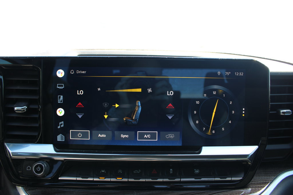 Used 2022 Chevrolet Silverado 1500 LT RWD image 38