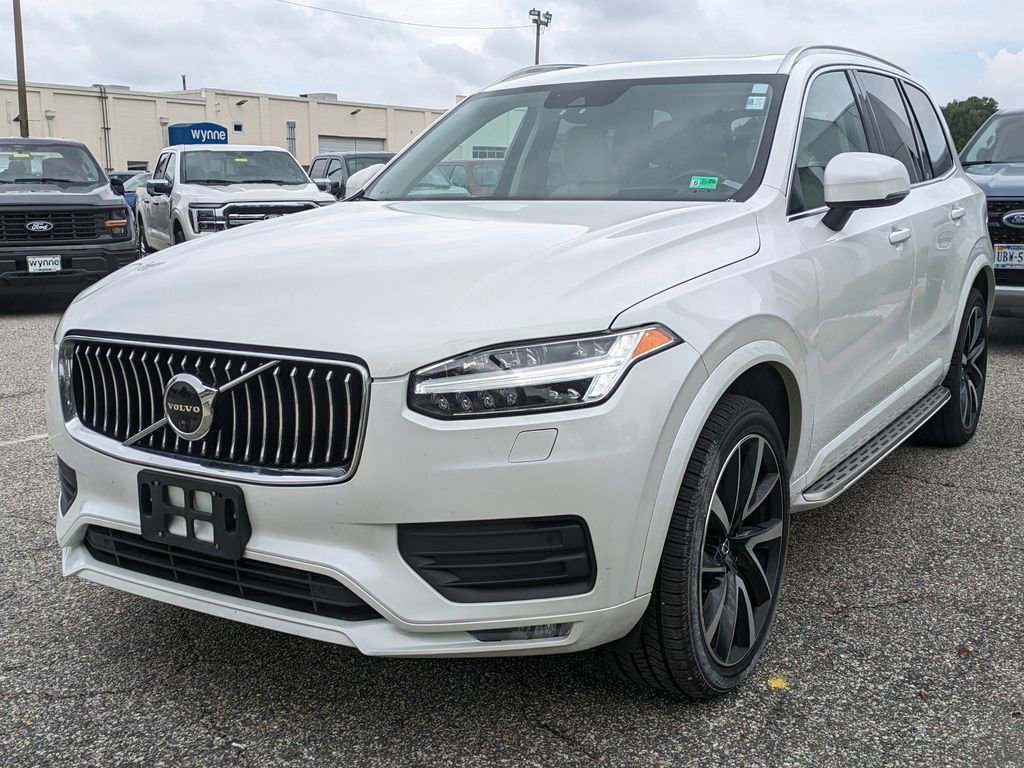 Certified 2022 Volvo XC90 T6 Momentum w/ Advanced Package image 8