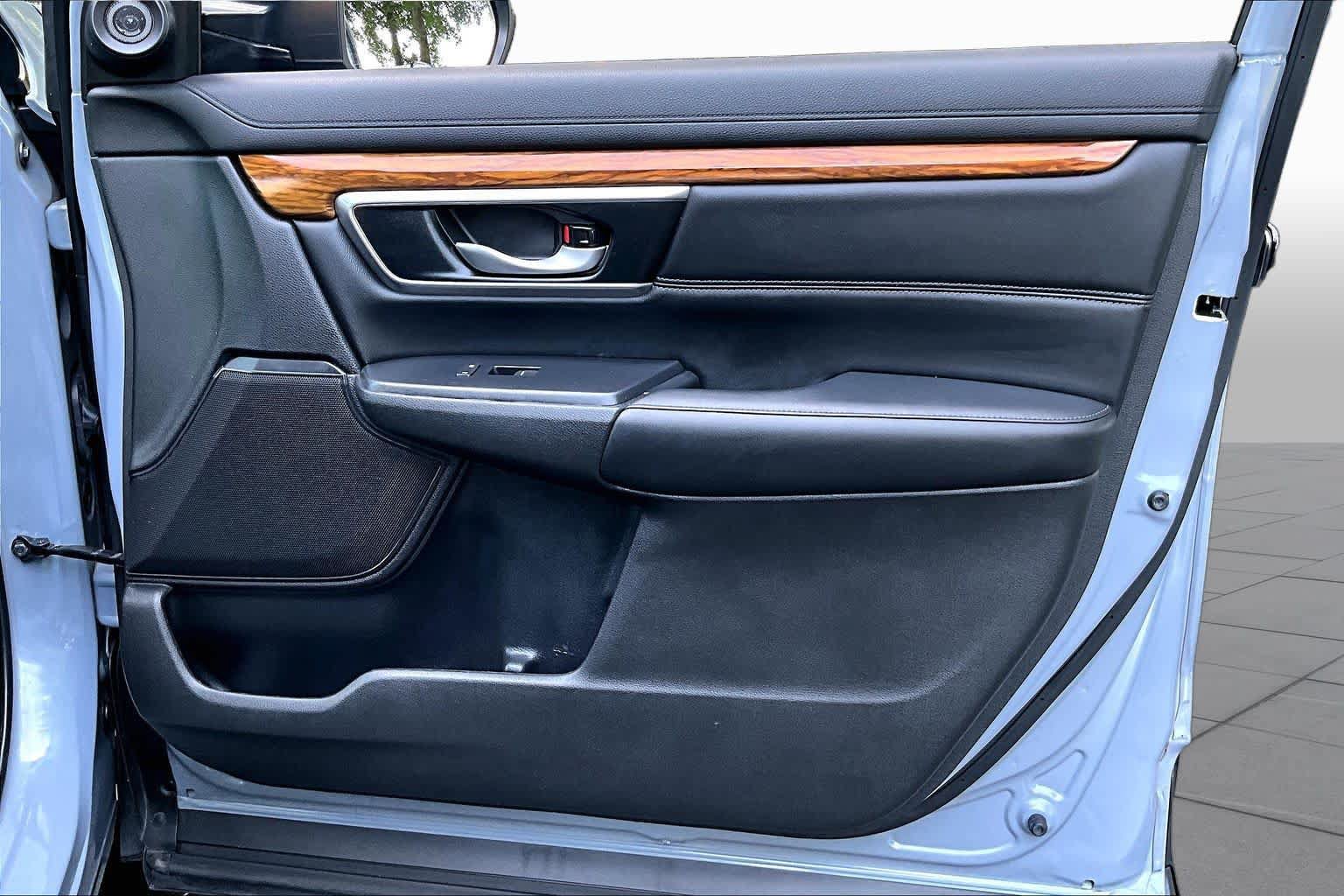 Certified 2020 Honda CR-V Touring image 23