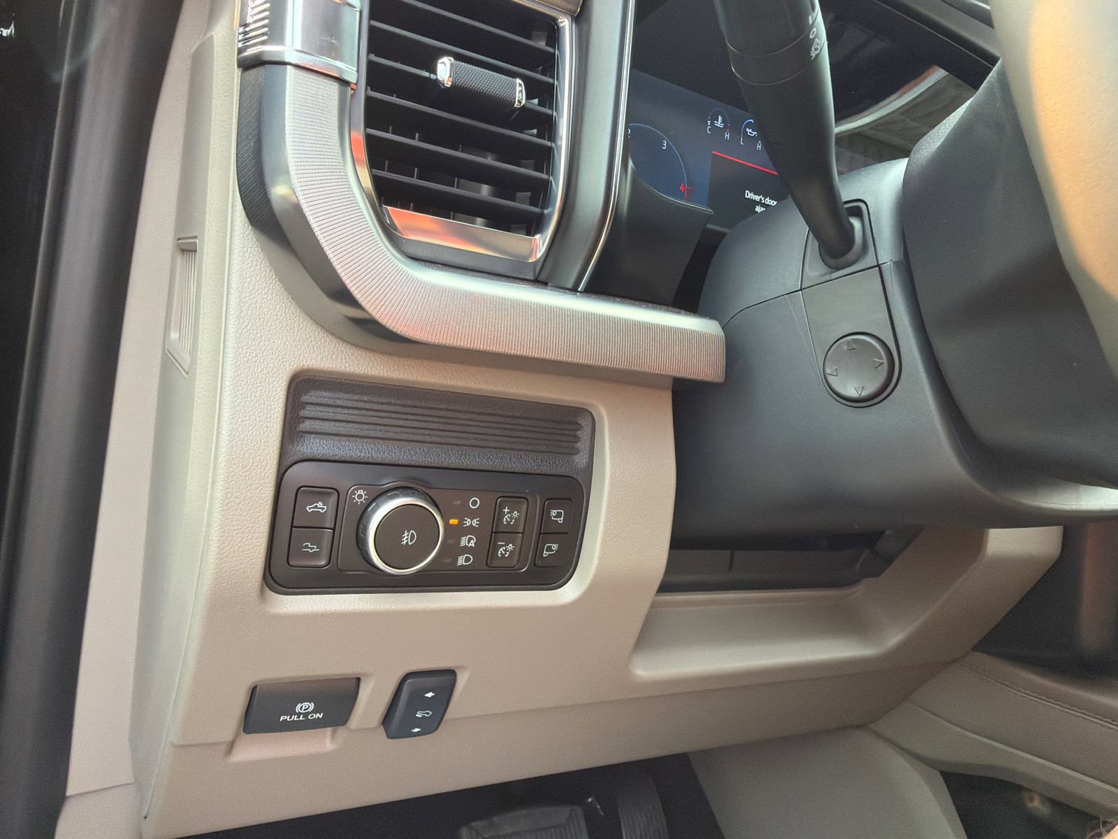 New 2026 Ford F250 Platinum w/ Platinum Plus Package AWD/4WD image 34