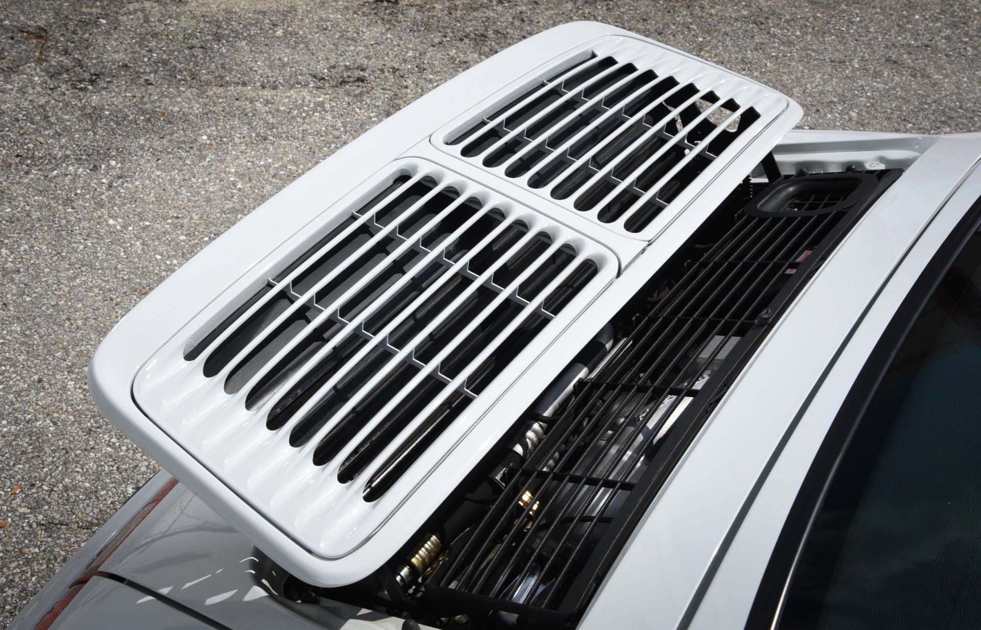 Used 1998 Porsche 911 Carrera S RWD image 9