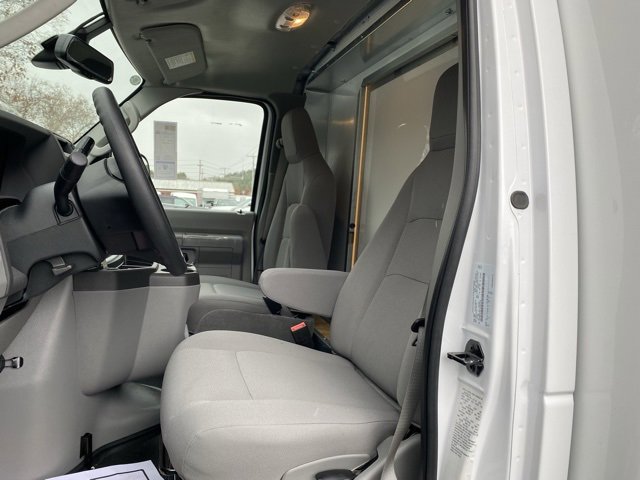New 2026 Ford E-350 and Econoline 350 XL w/ Power Equipment Group image 5