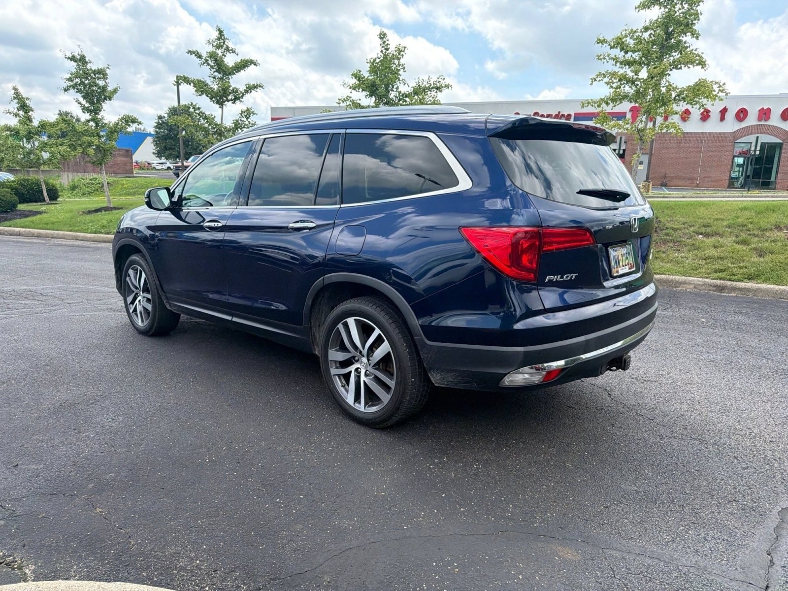 Used 2018 Honda Pilot Elite image 8