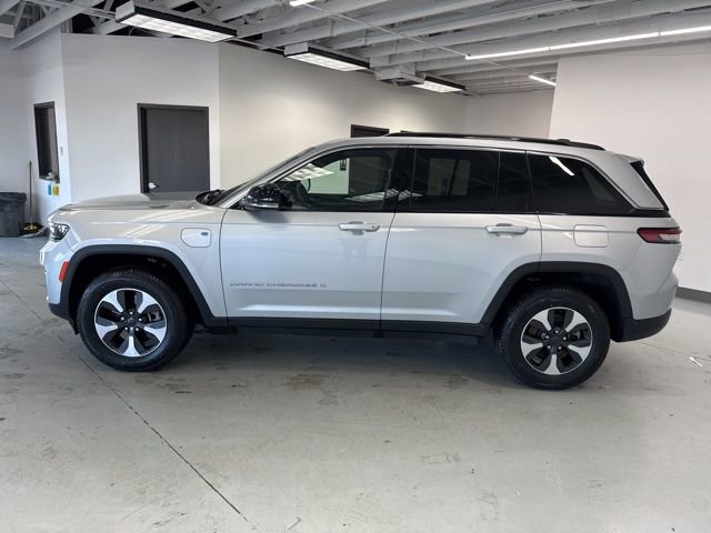 Used 2024 Jeep Grand Cherokee Limited 4xe image 6