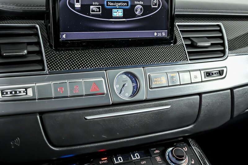 Used 2016 Audi S8 AWD/4WD image 36