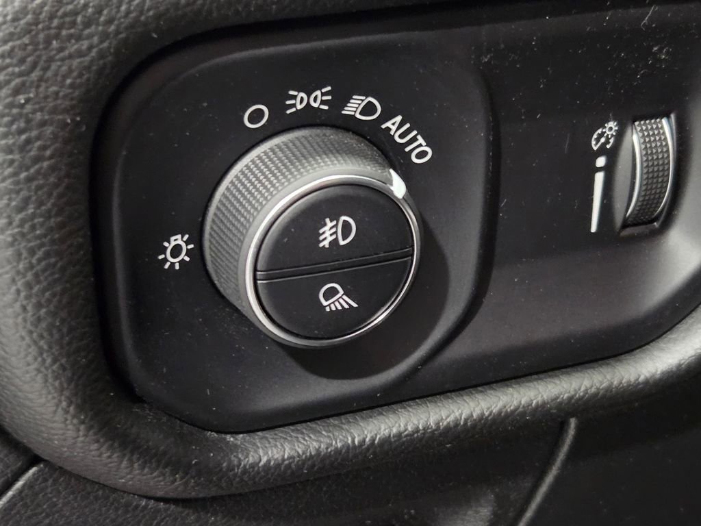 Certified 2022 RAM 1500 Big Horn image 13