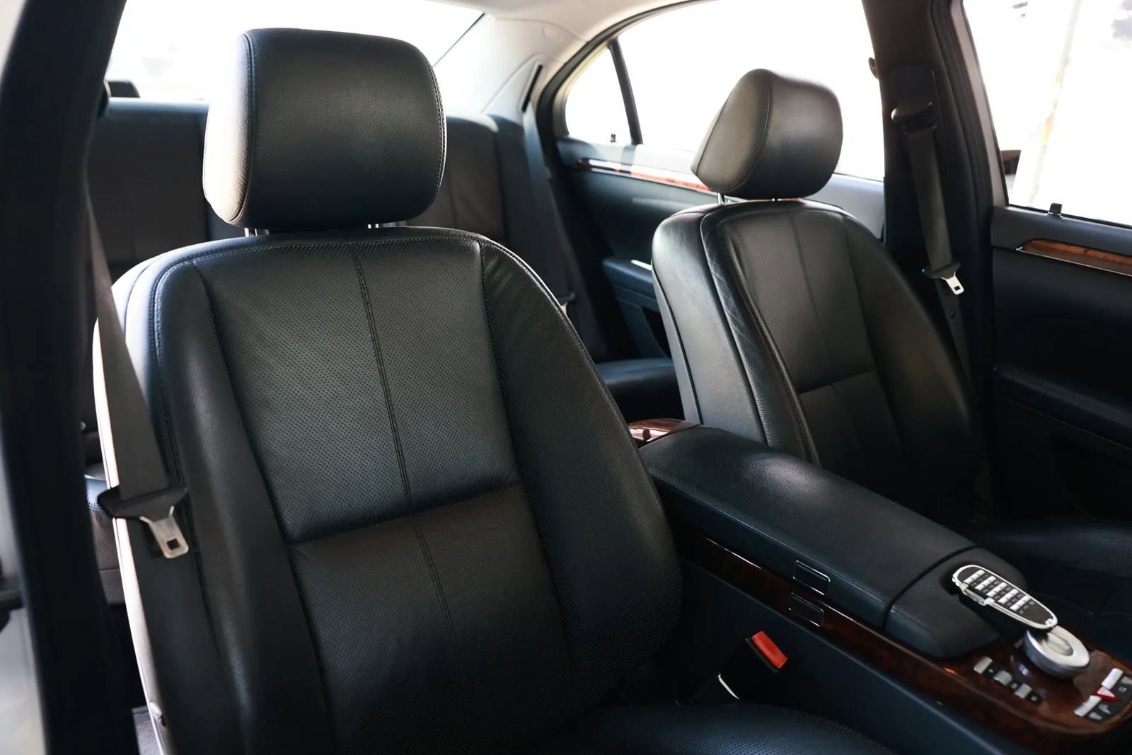 Used 2007 Mercedes-Benz S 550 image 26